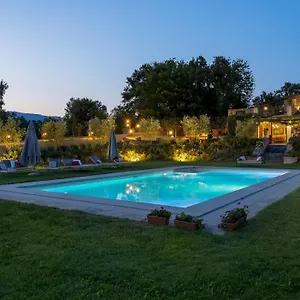 https://villa-canto-alla-moraia-18.it-tuscanyhotel.com